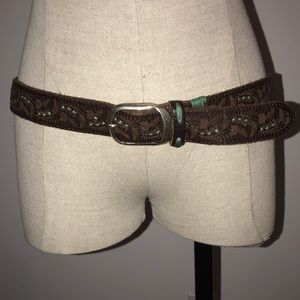 Brown leather belt with turquoise details